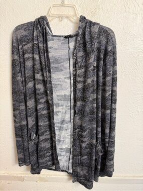 Lucky Brand Cozy Gray Camouflage Open Cardigan